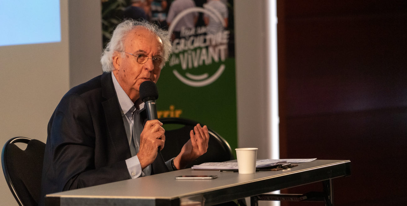 Le regard de Roger-Pol Droit sur le vivant