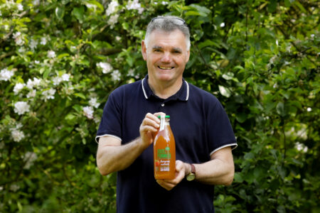 Jacques Baux, producteur de pomme pour Sous le pommier est fier de la transition agroécologique qu'il a mis en place