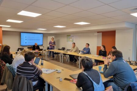 Professionnels se formant à l'agroécologie